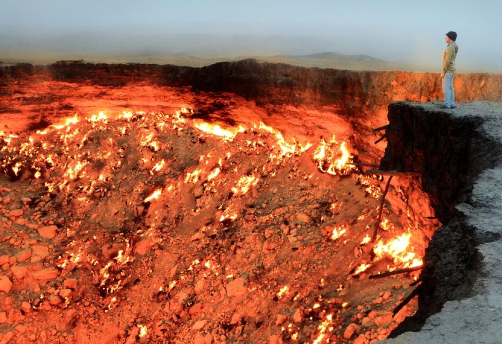 Darvaza kráter