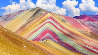 Duhová hora v Peru