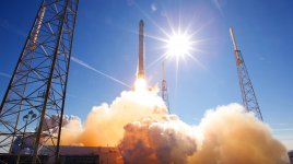 Dnes vynese raketa Falcon 9 na oběžnou dráhu české satelity