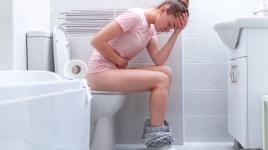 Jak se vyhnout průjmu na dovolené? Tipy na prevenci i řešení potíží