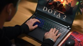 Windows 11 dostává za vyučenou od SteamOS. Microsoft konečně přiznává problém