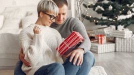 Tipy na dárky pro manžela či přítele: Čím uděláte radost ajťákovi?