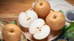 Ochutnejte nashi: Písečná hruška je příjemně kořeněná, ale taky extrémně citlivá na otlaky