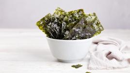 Řasa nori je víc než jen obal na sushi. Propašuj tuhle vitamínovou bombu do každého jídla!