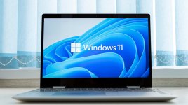 Klik na plochu a hned Bing? Microsoft přidává nečekanou funkci do Windows 11