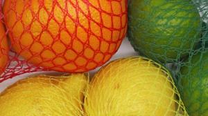 Barva síťky citrusů není náhodná. Jde o trik prodejců, který nás donutit koupit druhou jakost