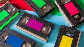 Retro tech comeback: Proč se staré technologie vracejí do módy?