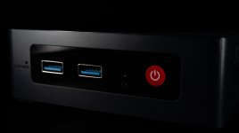 Proč by měl někdo ještě chtít velký desktop, když existuje GTi15 Ultra?