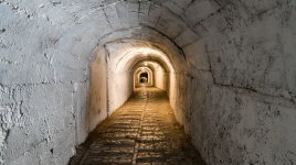 Kdo a proč vykopal sítě tunelů pod Evropou? Archeologové jsou dlouhodobě zmatení