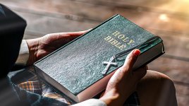 Kdo napsal Bibli? Umělá inteligence odhaluje pravděpodobné autory