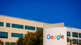 Google pod tlakem: Americká vláda chce rozdělit digitálního hegemona