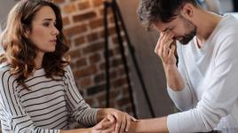 Mankeeping: když žena přebírá zodpovědnost za mužovy emoce