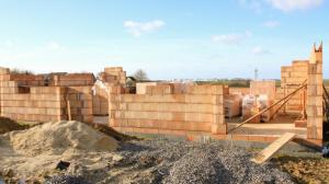 Jak na stavbu garáže: Od plánu po hotové stání