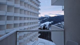 Crystal Mountain – recenze