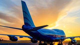 Obří Boeing 747