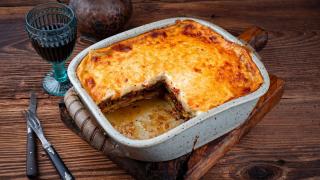 Zapékací mísa s musakou