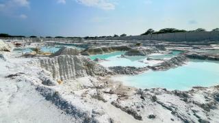 skládka mramorové suspenze Kišangarh