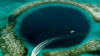 Great Blue Hole - Cestovinky.cz