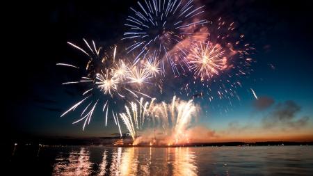 Kam za třaskavou podívanou? Tyhle světové slavnosti vás nezklamou