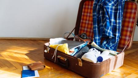 Balení nalehko, styl na maximum: 3 šperky, které potřebujete v každém cestovním kufru