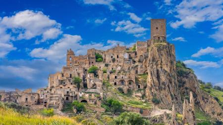 Zkáza, která fascinuje. Craco ničila příroda a zákeřná nemoc, dorazila ho snaha o modernizaci