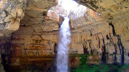 Vodopád v Baatara Gorge v LIbanonu - Cestovinky.cz