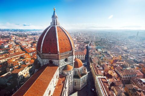 Panoramatický pohled na město Fiorentina a dóm Santa Maria del Fiore. - Cestovinky.cz