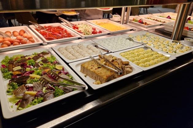 Crystal Mountain – snídaňový bufet