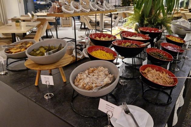 Crystal Mountain – snídaňový bufet 2