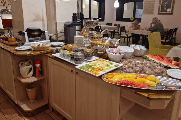 Papuga – snídaňový raut