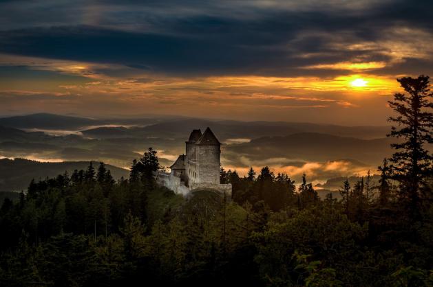 Pohled na hrad Kašperk