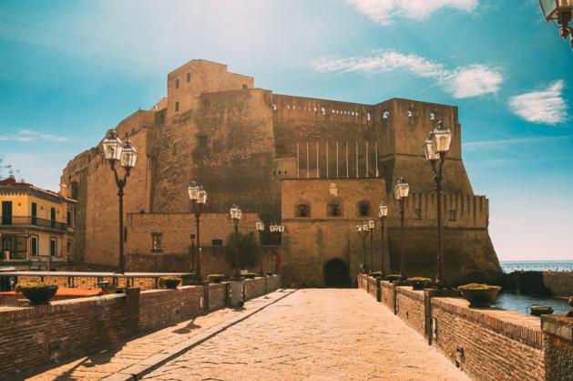 Castel Dell'ovo Neapol