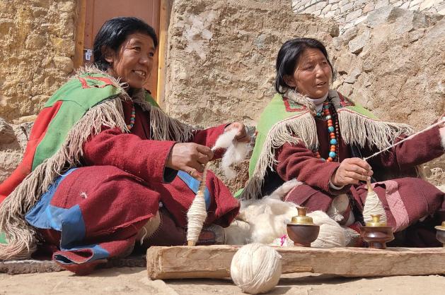 Tibetské dívky