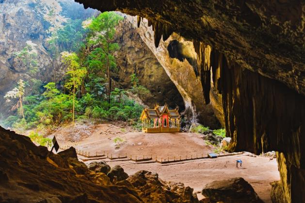 Phraya Nakhon Cave