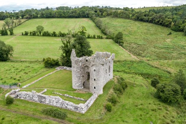 Hrad Monea Castle