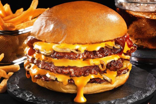 Poctivý burger z motorestu.