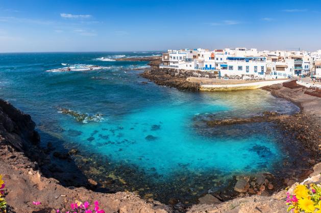 Tyrkysová laguna a písečné mělčiny