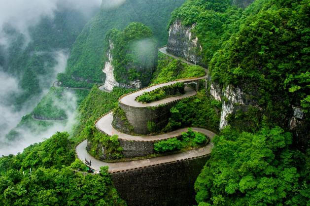 Tianmen Mountain Road v Číně