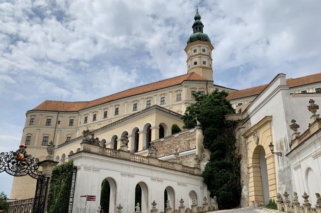 Barokní zámek Mikulov