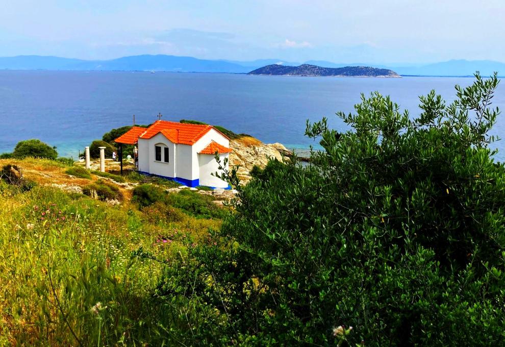 Kostelík na ostrově Thassos.