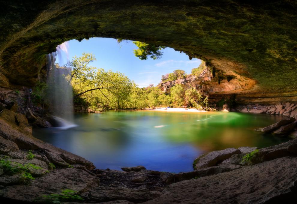 Podzemní jezírko Hamilton Pool - Cestovinky.cz