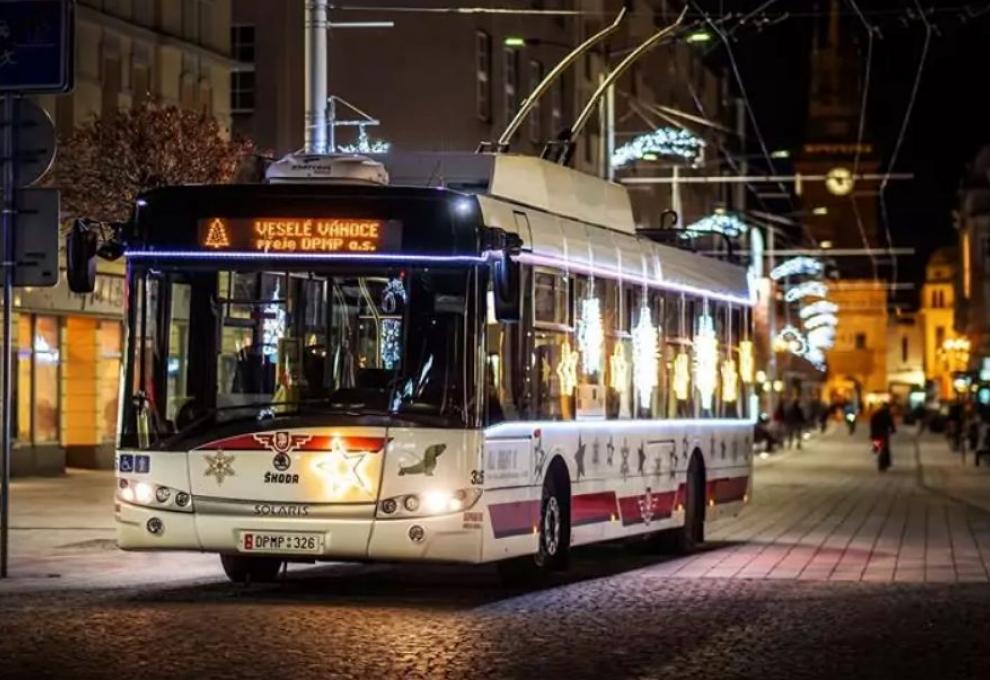 Pardubice vánoční trolejbus