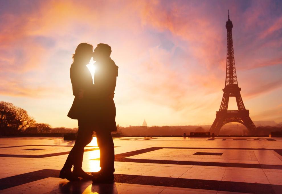 Zamilovaná dvojice v Paříži