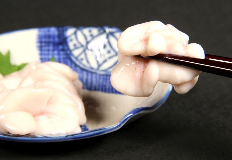 Japonská specialita z rybího mlíčí v misce