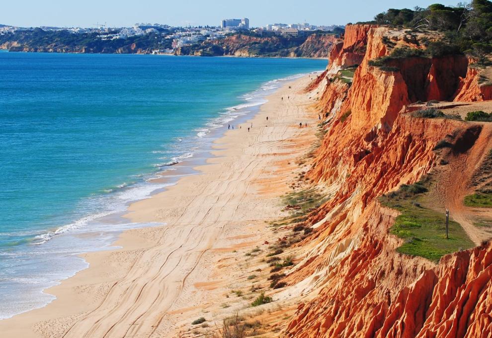 Falésia Beach