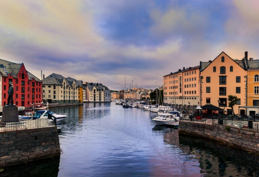 Alesund, Norsko - Cestovinky.cz