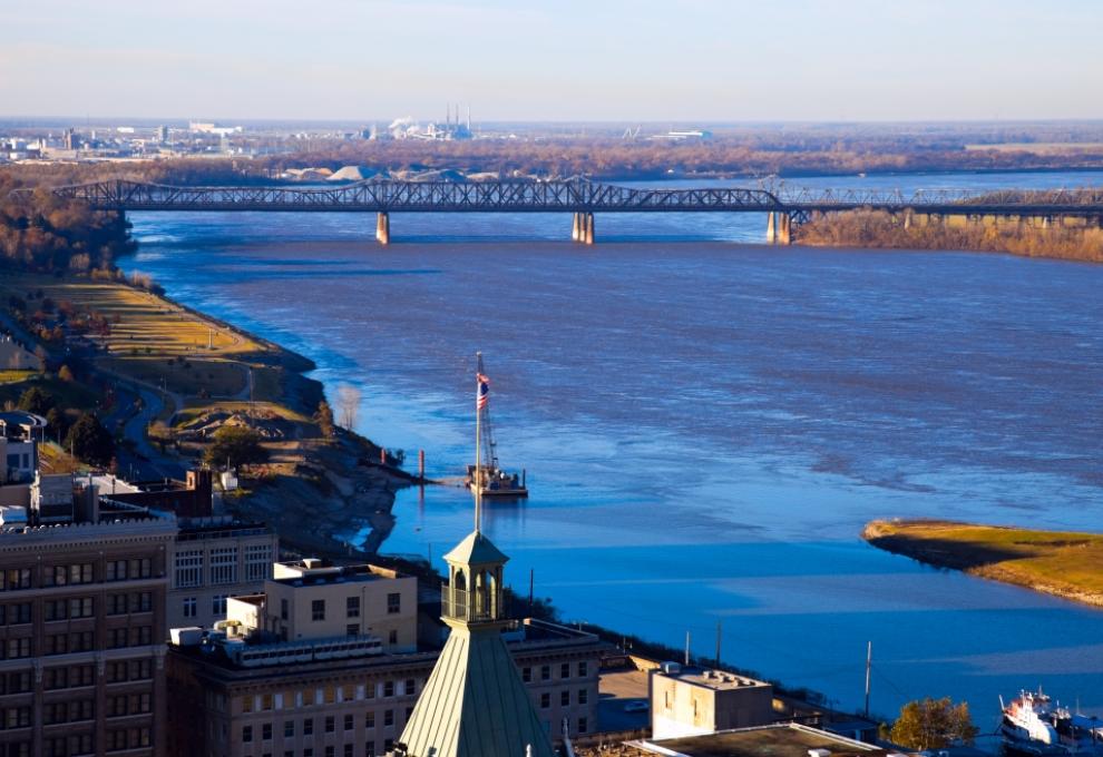 řeka Mississippi u města Memphis ve státě Tennessee - Cestovinky.cz