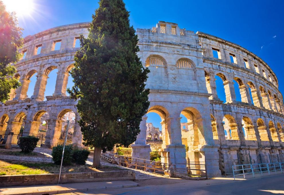 arena pula - Cestovinky.cz