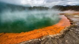 Champagne Pool Nový Zéland - Cestovinky.cz