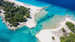Glarokavos Lagoon Beach